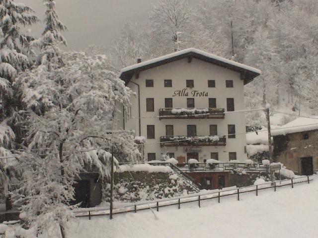 Albergo Alla Trota Pulfero Экстерьер фото